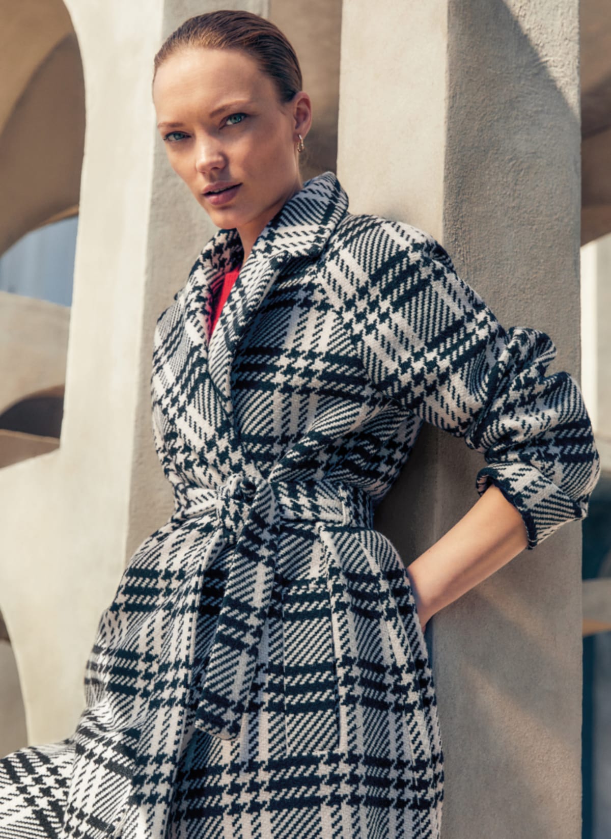 Woman wearing Phase Eight houndstooth coat